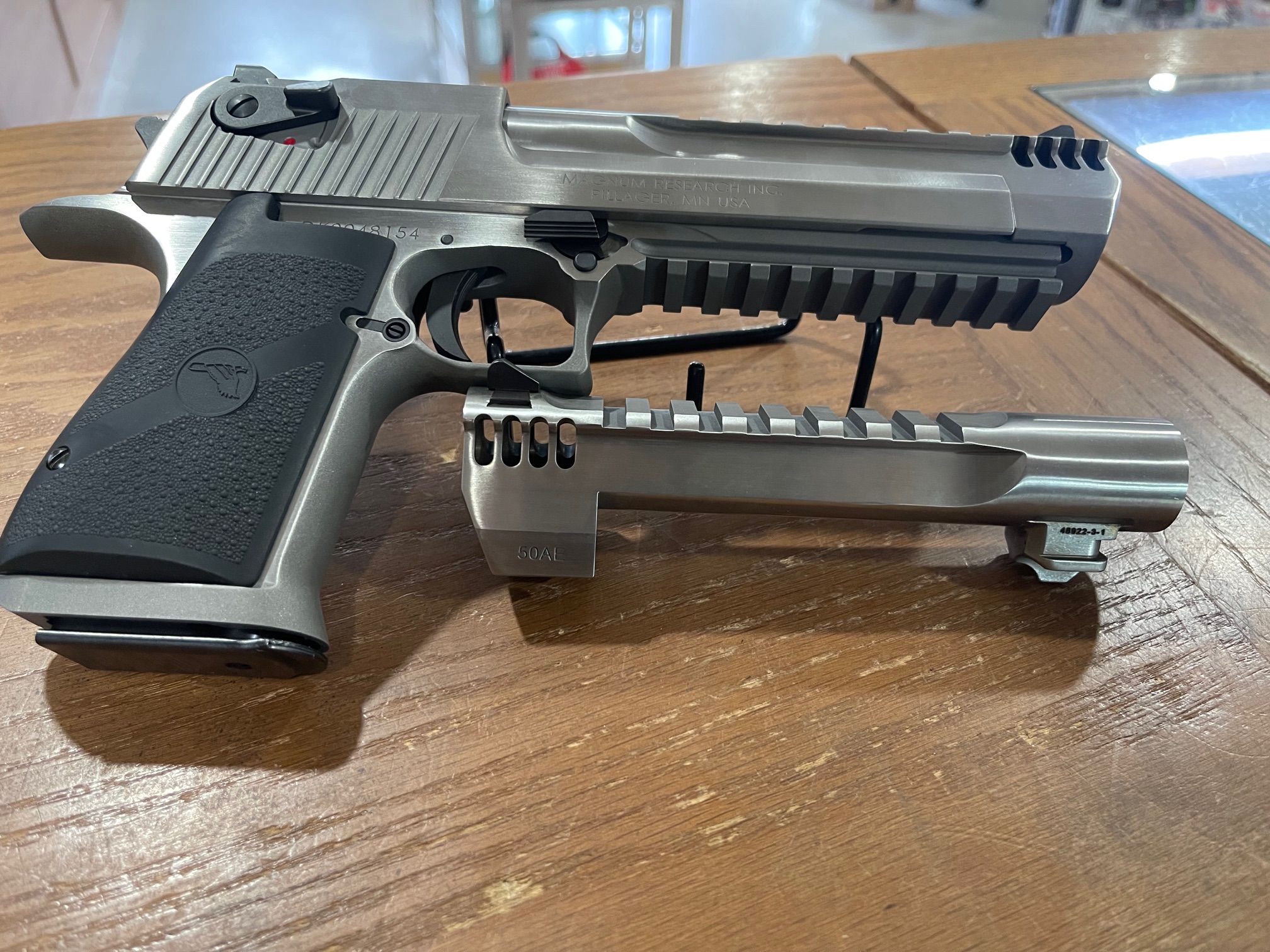 Magnum Research Desert Eagle Mark XIX 429 DE / 50 AE Stainless Finish *USED* - Image 2