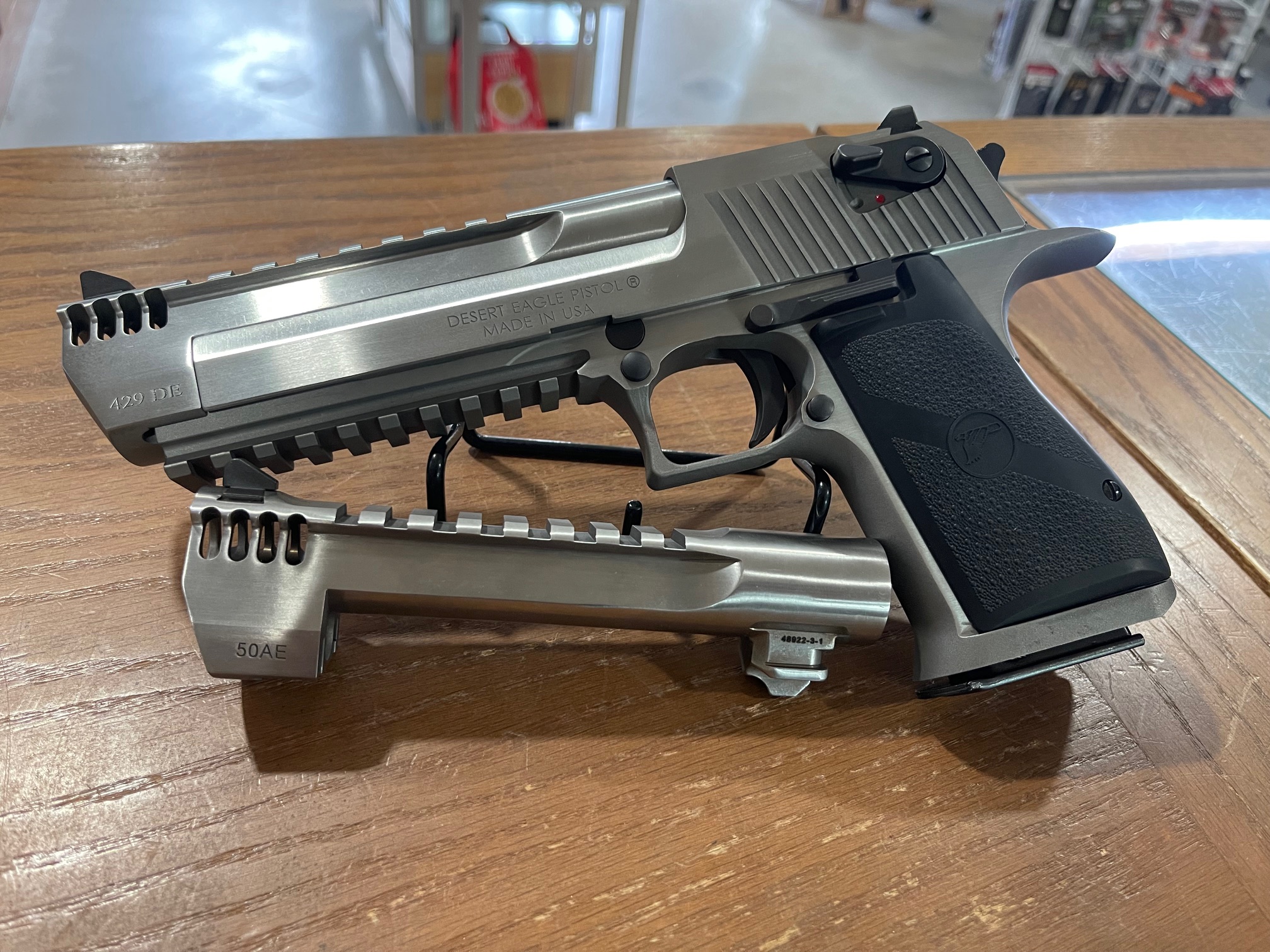 Magnum Research Desert Eagle Mark XIX 429 DE / 50 AE Stainless Finish *USED* - Image 3